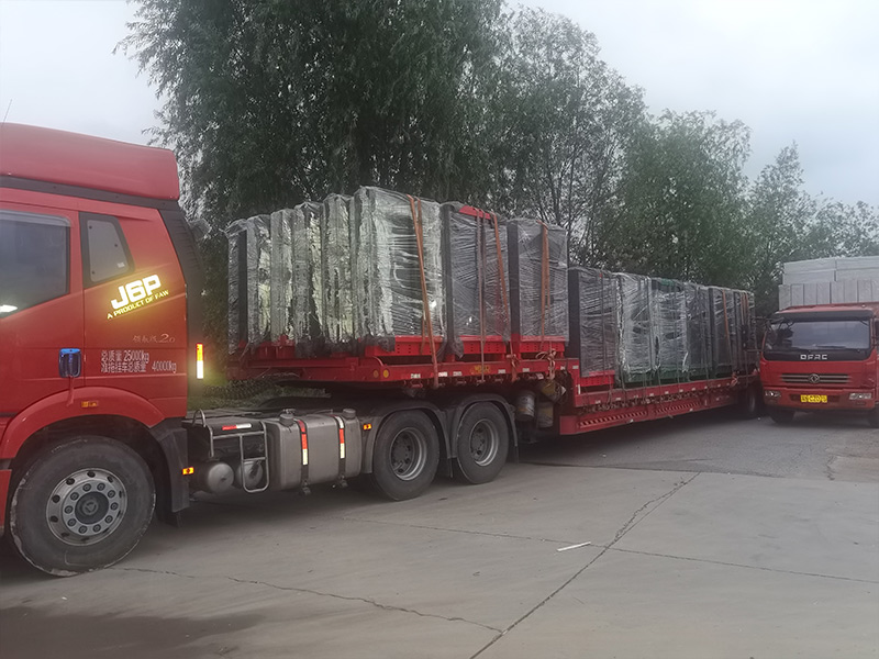吉林通化路名牌燈箱100臺(tái)，第八車發(fā)貨！